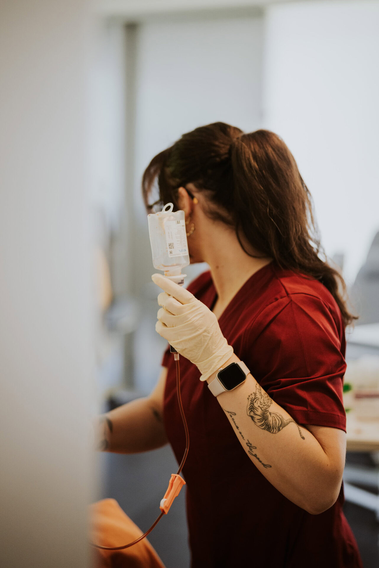 Vorbereitung einer Behandlung durch eine MFA